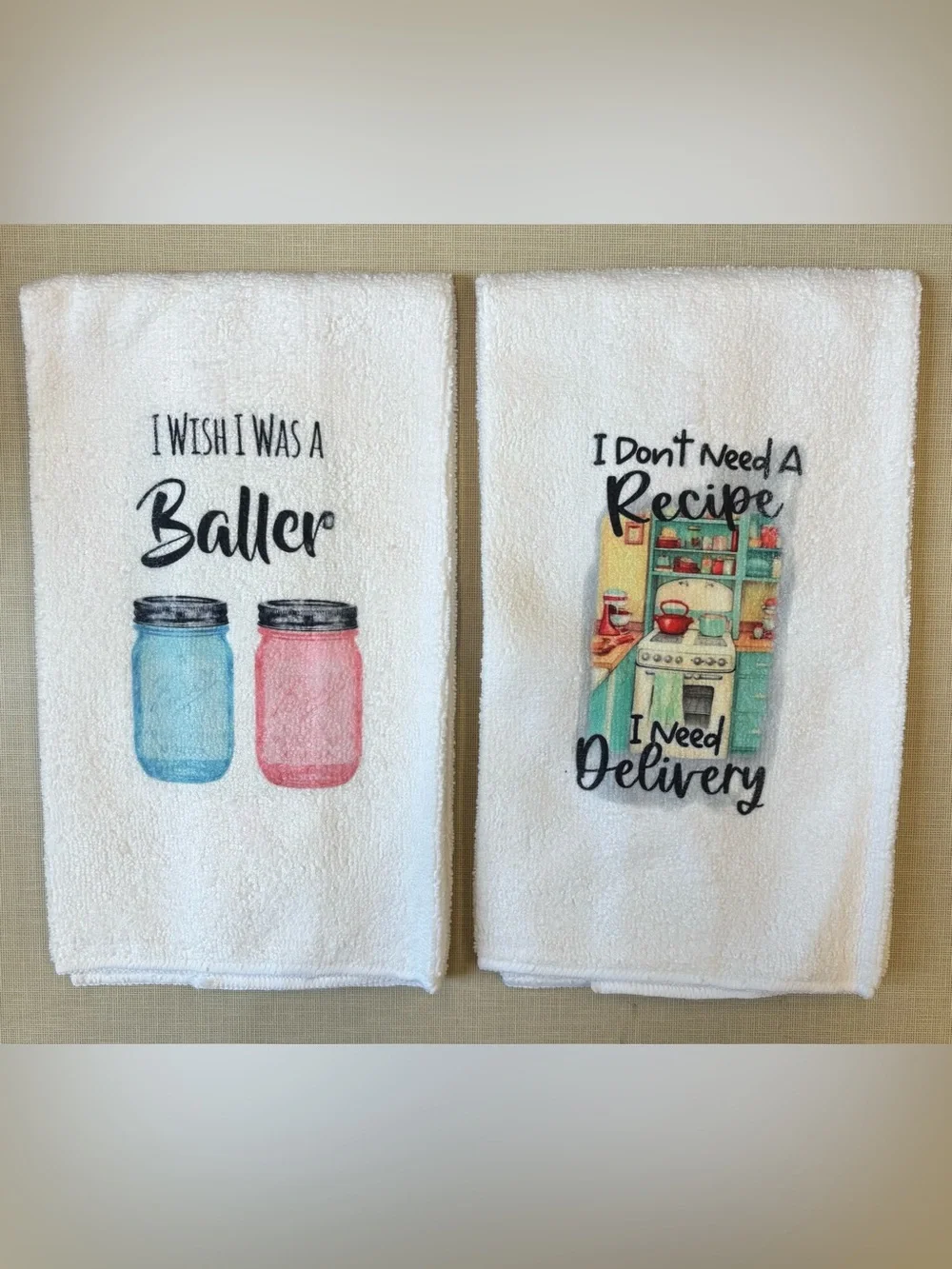 NEW White Kitchen Dish Towels w/ Blue & Pink Mason Jar & Recipe Delivery Prints